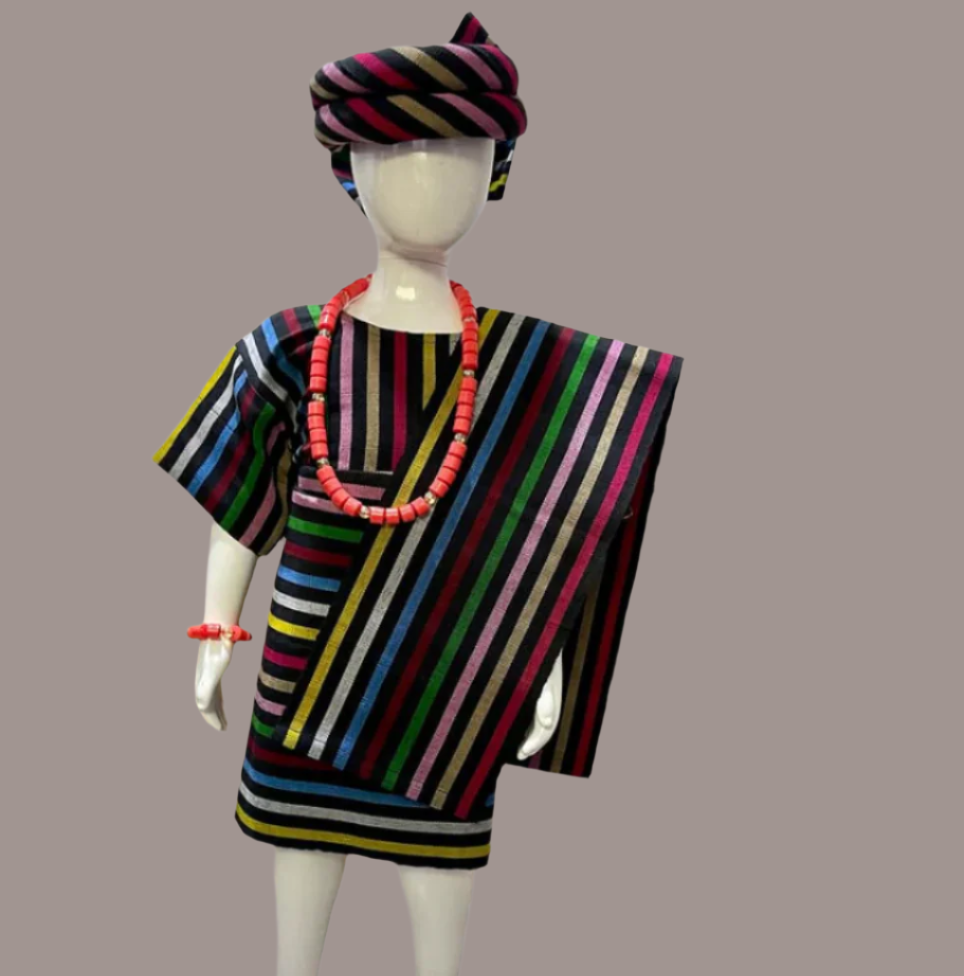 Apeke Girls' Traditional Set – Multi